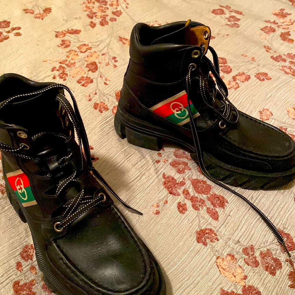 Men’s Gucci boots 8 1/2. Great condition.